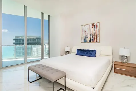 4111 S Ocean Drive Hollywood FL 33019