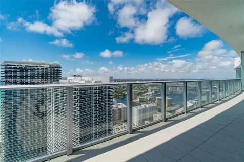4111 S Ocean Drive Hollywood FL 33019