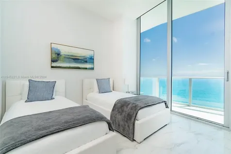 4111 S Ocean Drive Hollywood FL 33019