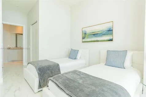 4111 S Ocean Drive Hollywood FL 33019