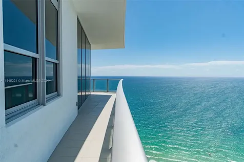 4111 S Ocean Drive Hollywood FL 33019