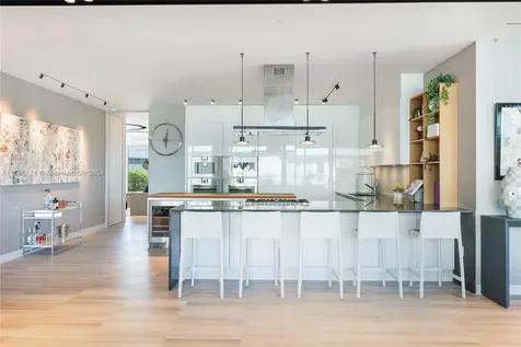 4701 N Meridian Avenue Miami Beach FL 33140
