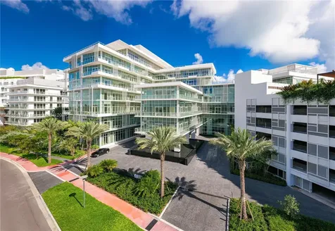 4701 N Meridian Avenue Miami Beach FL 33140