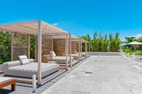 4701 N Meridian Avenue Miami Beach FL 33140