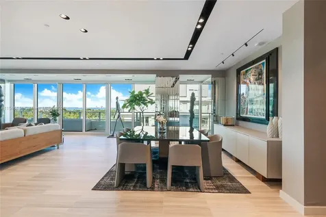 4701 N Meridian Avenue Miami Beach FL 33140