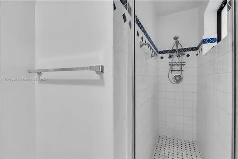 261 El Dorado Parkway Plantation FL 33317