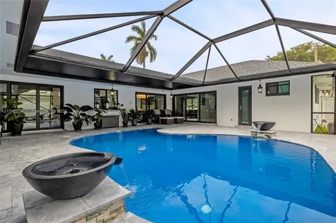 261 El Dorado Parkway Plantation FL 33317