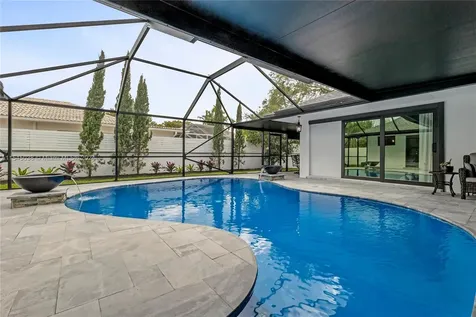 261 El Dorado Parkway Plantation FL 33317