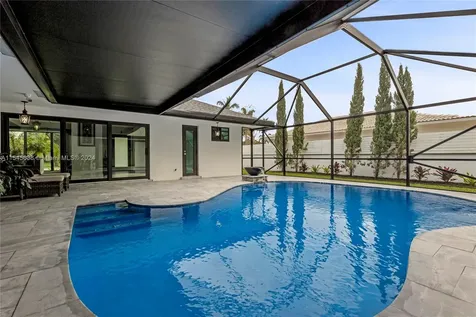 261 El Dorado Parkway Plantation FL 33317