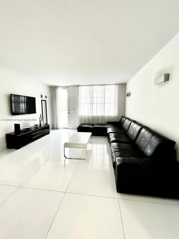 Miami Beach FL 33139