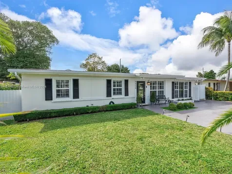 5558 SW 89th Place Miami FL 33165