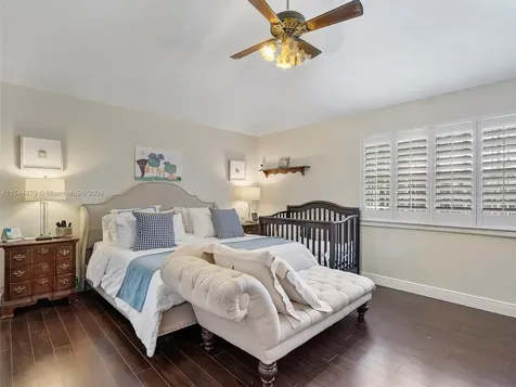 5558 SW 89th Place Miami FL 33165