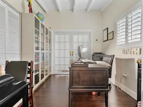 5558 SW 89th Place Miami FL 33165