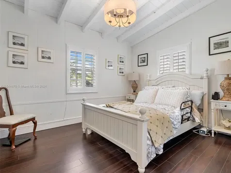5558 SW 89th Place Miami FL 33165