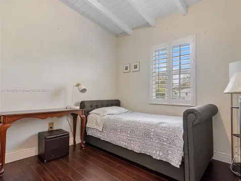 5558 SW 89th Place Miami FL 33165