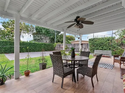 5558 SW 89th Place Miami FL 33165