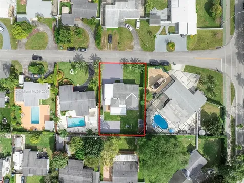 5558 SW 89th Place Miami FL 33165
