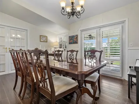 5558 SW 89th Place Miami FL 33165