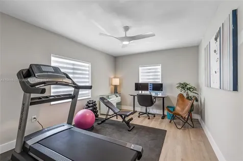 2121 SW 15th Street Miami FL 33145