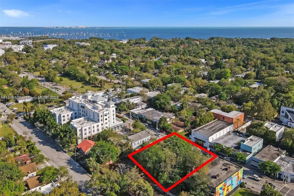 3659 Grand Avenue Miami FL 33133