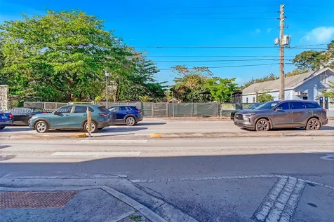 3659 Grand Avenue Miami FL 33133