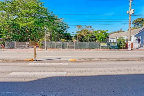 3659 Grand Avenue Miami FL 33133