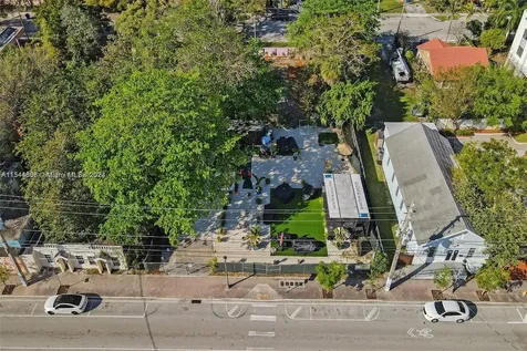 3659 Grand Avenue Miami FL 33133