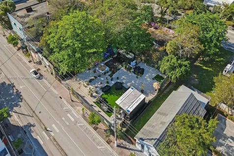 3659 Grand Avenue Miami FL 33133