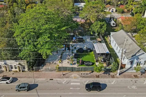 3659 Grand Avenue Miami FL 33133