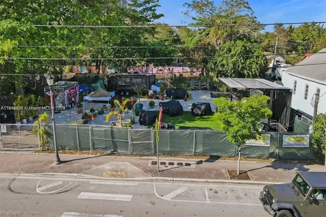 3659 Grand Avenue Miami FL 33133