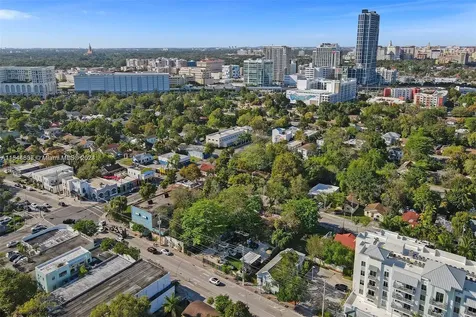 3659 Grand Avenue Miami FL 33133