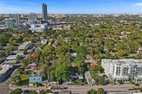 3659 Grand Avenue Miami FL 33133
