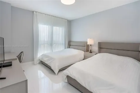17301 Biscayne Boulevard North Miami Beach FL 33160