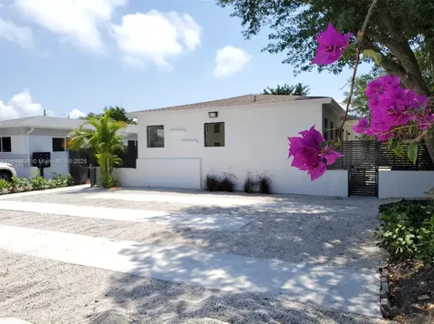 740 SW 9th Street Miami FL 33130
