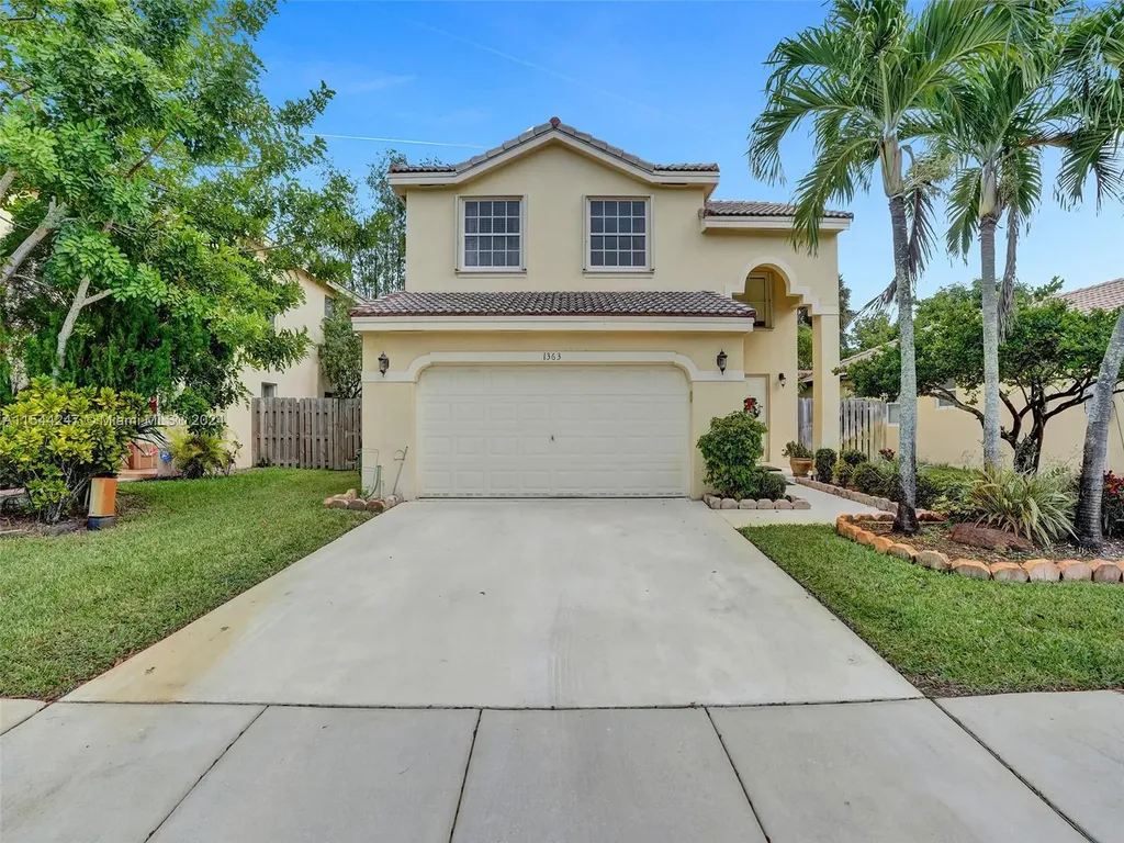1363 SW 105th Avenue Pembroke Pines FL 33025