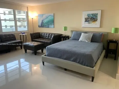 100 Lincoln Road Miami Beach FL 33139