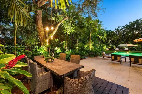 7333 Vistalmar Street Coral Gables FL 33143