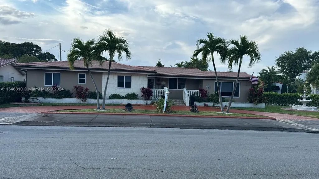 206 Ponce De Leon Boulevard Coral Gables FL 33134