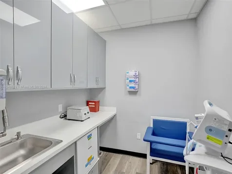 8080 Pasadena Boulevard Pembroke Pines FL 33024