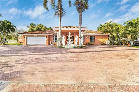 17895 SW 232nd Street Miami FL 33170