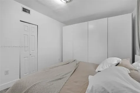 270 NW 104th Street Miami FL 33150