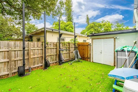 270 NW 104th Street Miami FL 33150