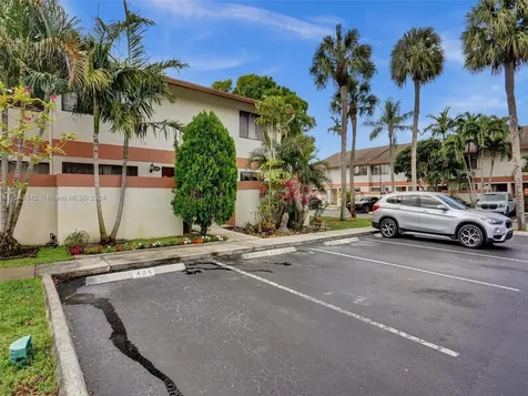4408 SW 70th Terrace Davie FL 33314