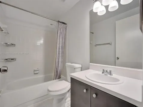 4408 SW 70th Terrace Davie FL 33314