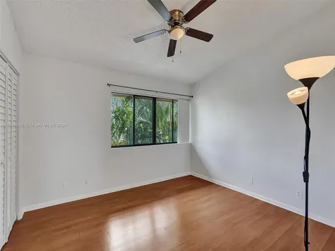 4408 SW 70th Terrace Davie FL 33314
