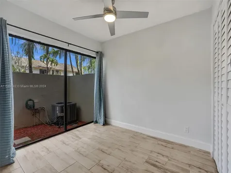 4408 SW 70th Terrace Davie FL 33314