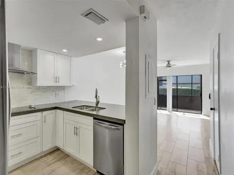4408 SW 70th Terrace Davie FL 33314
