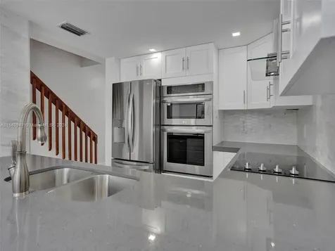4408 SW 70th Terrace Davie FL 33314