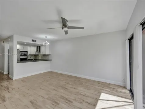 4408 SW 70th Terrace Davie FL 33314