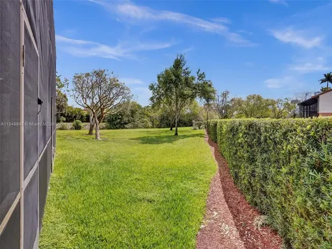 4408 SW 70th Terrace Davie FL 33314